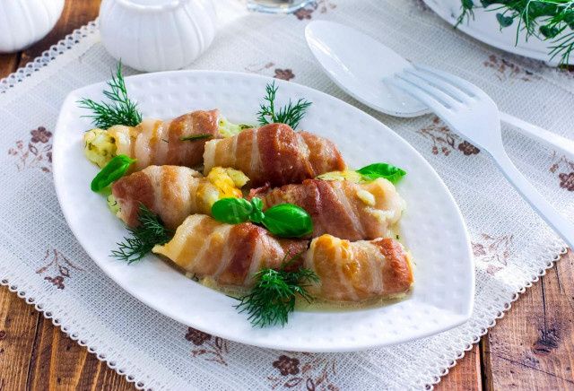 Необычные закуски: раскрытие секретов бекона и сыра для вашего стола