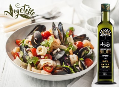 Салат с мидиями и креветками