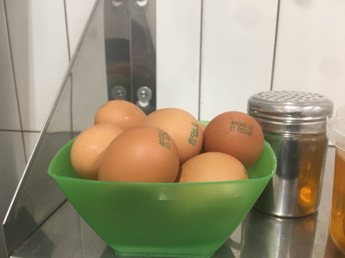 Как правильно хранить яйца: важные нюансы для свежести