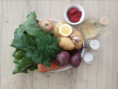 Борщ с ботвой свеклы