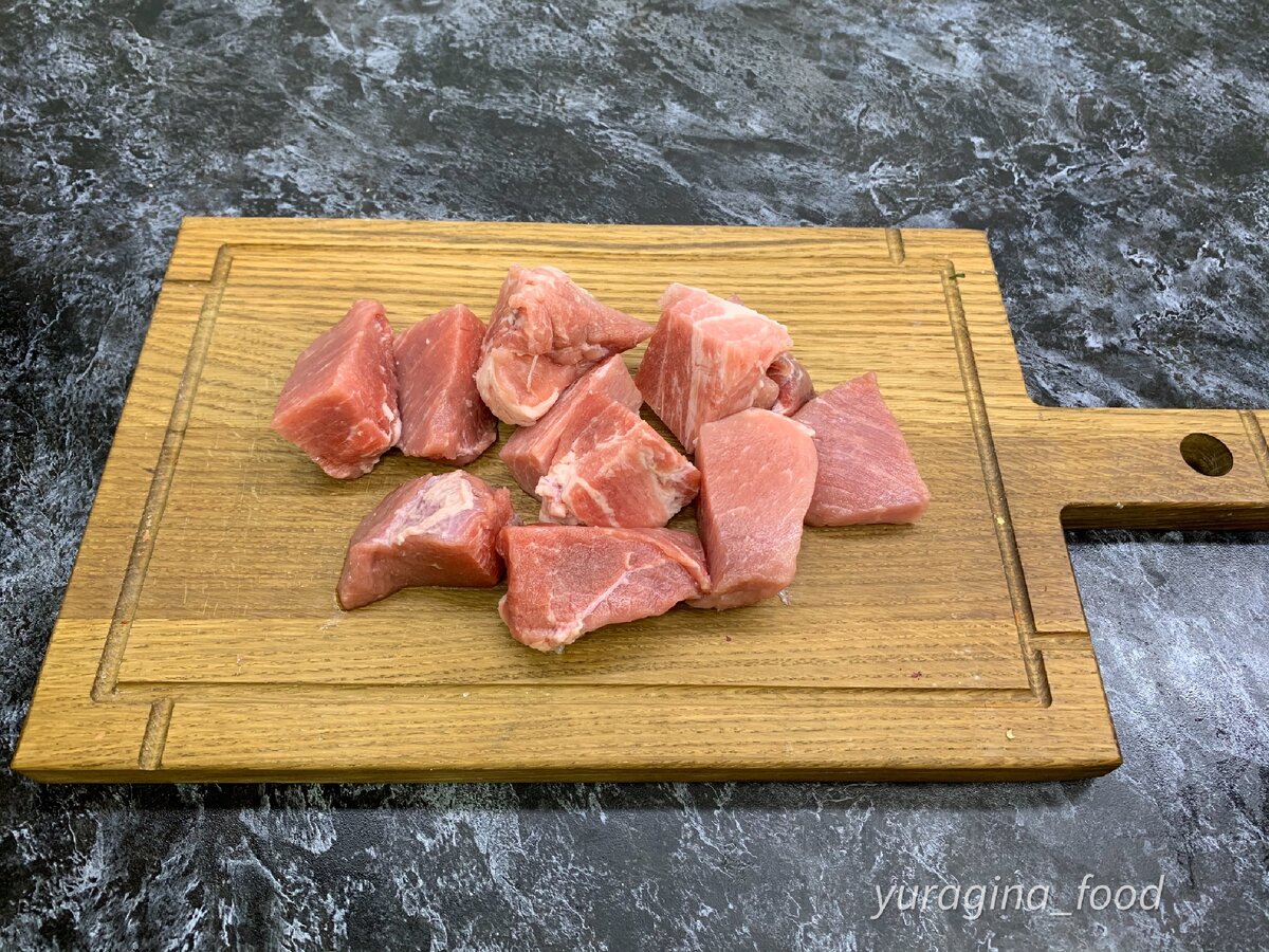 Необычное мясо для праздничного стола: рецепт в идеальном маринаде