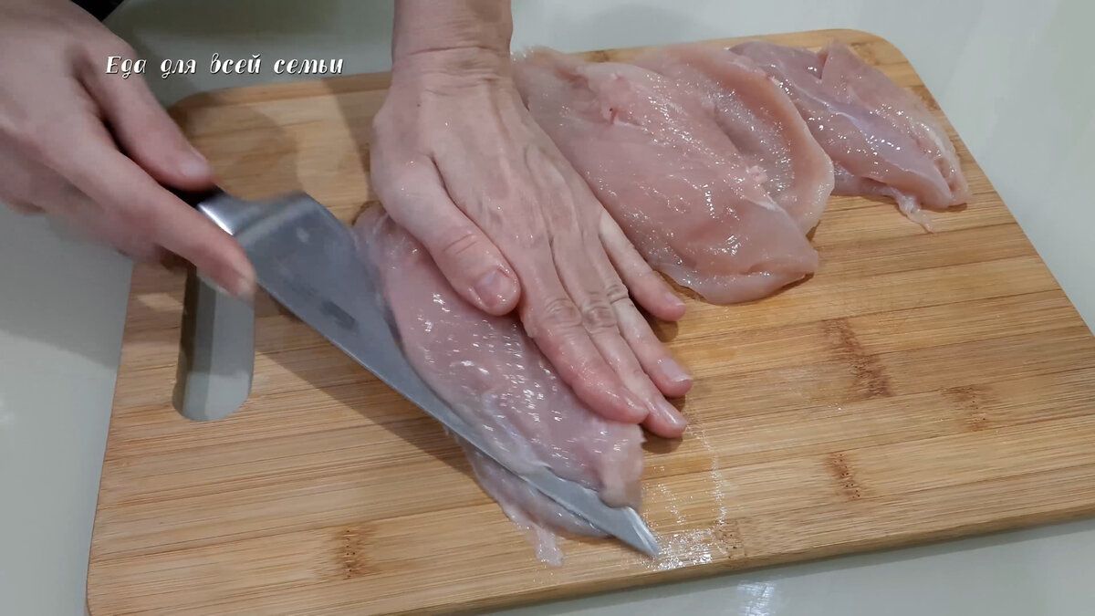 Нежное куриное блюдо с яблоками: простой и вкусный рецепт для всей семьи