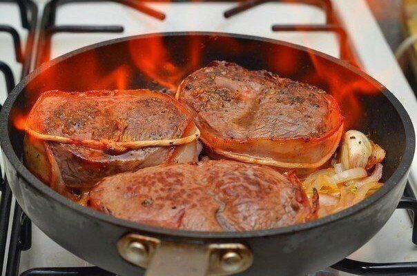 Секреты идеальных медальонов из говядины