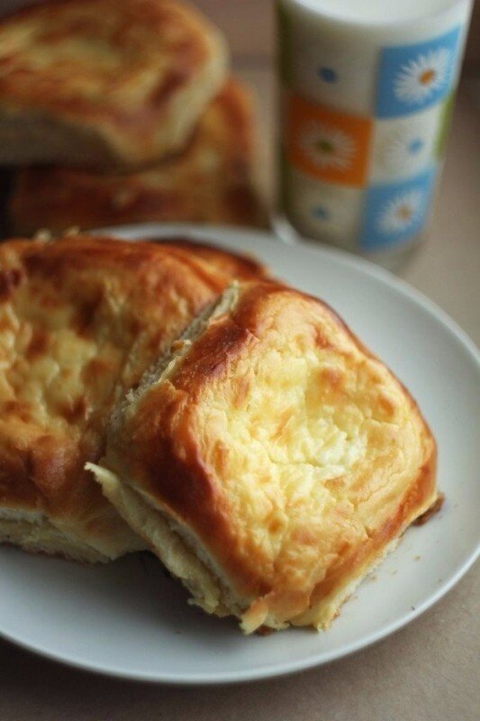 Как приготовить воздушные ватрушки: простой и вкусный рецепт