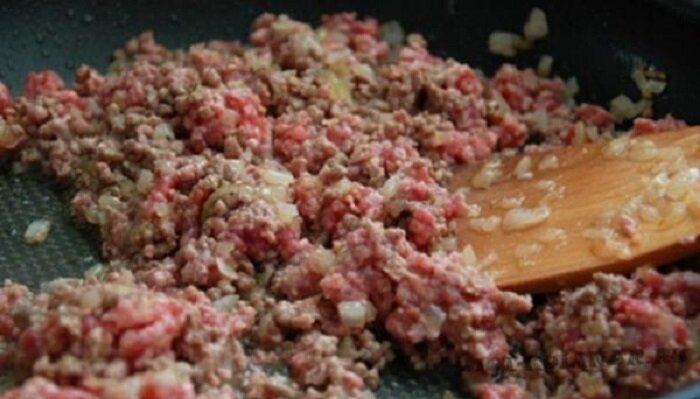 Чем богат обычный фарш: четыре удивительных подливы, о которых вы не догадывались