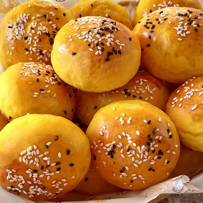 Ароматные тыквенные булочки: Нежный рецепт для уютного осеннего вечера