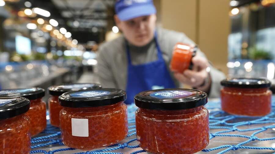 Как отличить настоящую икру от подделки: проверенные методы распознавания