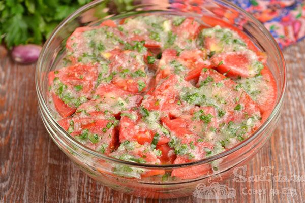 Сочные помидоры с перцем: простое и невероятно вкусное блюдо