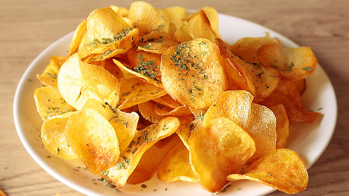 Как приготовить хрустящие чипсы дома всего за 5 минут
