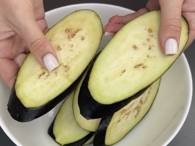 Вдохните яркие оттенки лета: нежные баклажаны по-французски без мяса