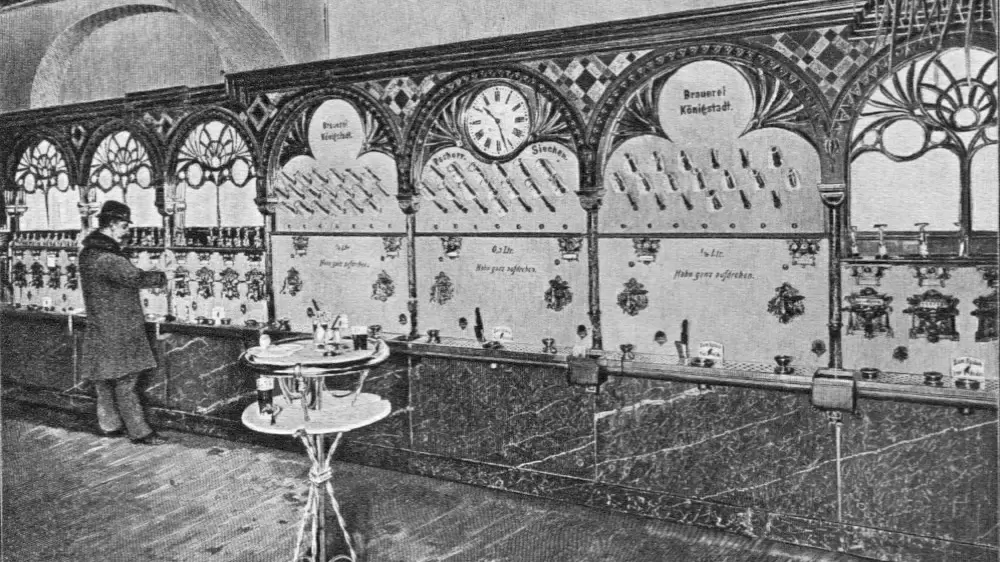 История вендинга: от простых газировок до многофункциональных автоматов