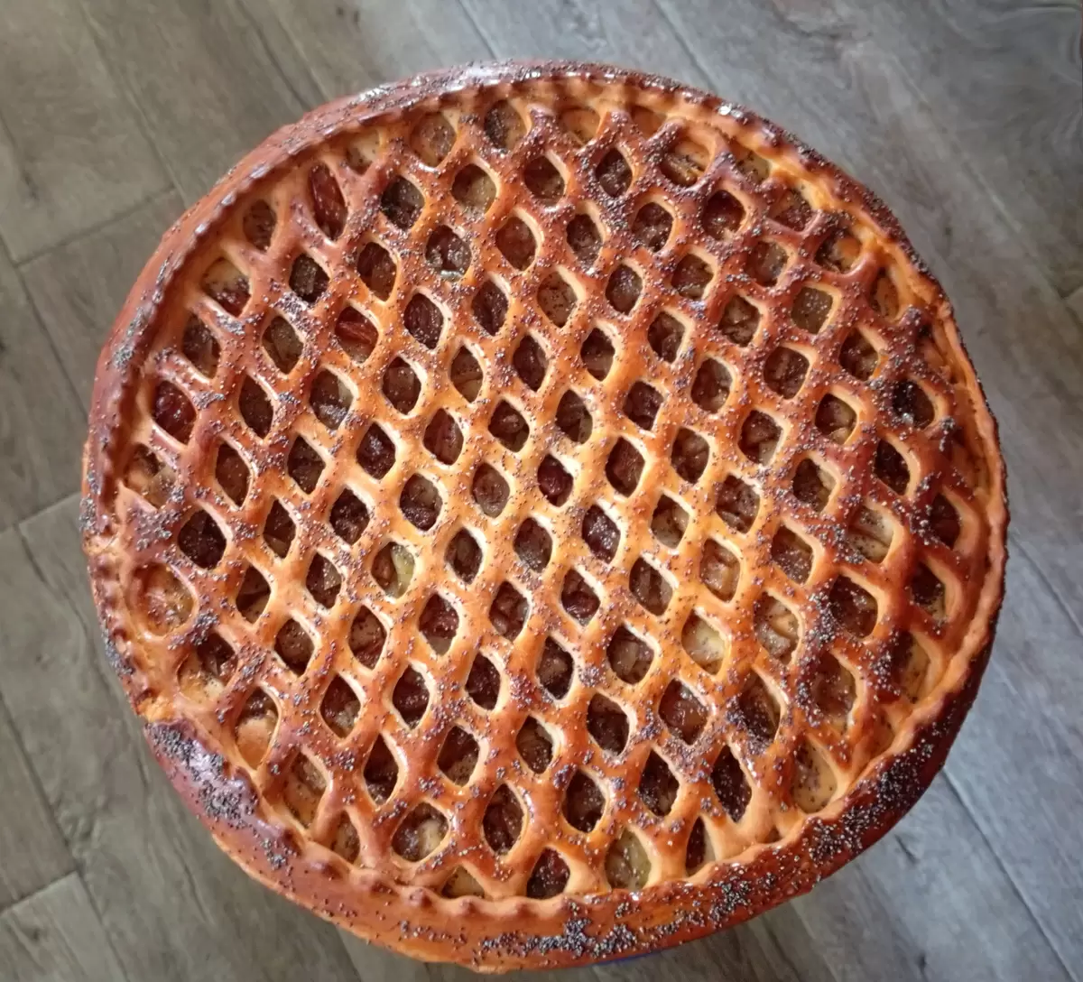 Нежный пирог с компотом, который покорит ваше сердце