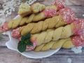 Волшебство песочного печенья: сахарная глазурь и кунжут
