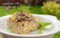 Салат с печенкой и грибами: секреты приготовления
